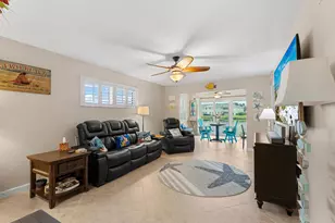 625 W Lake Jasmine Cir, Vero Beach, FL 32962 - Photo 11