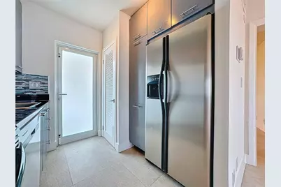 3250 NE 28th Street #809, Fort Lauderdale, FL 33308 - Photo 3