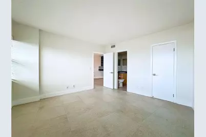 3250 NE 28th Street #809, Fort Lauderdale, FL 33308 - Photo 9
