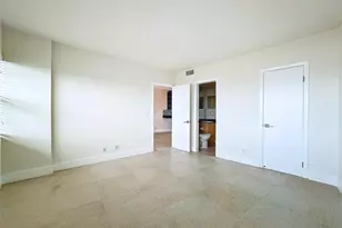 3250 NE 28th St, Fort Lauderdale, FL 33308 - Photo 9