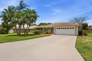 724 24th Square, Vero Beach, FL 32962 - Photo 3