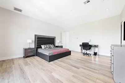 1100 SE 5th Court, Deerfield Beach, FL 33441 - Photo 23
