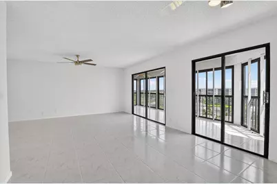 7370 S Oriole Boulevard #802, Delray Beach, FL 33446 - Photo 15