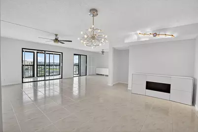 7370 S Oriole Boulevard #802, Delray Beach, FL 33446 - Photo 11