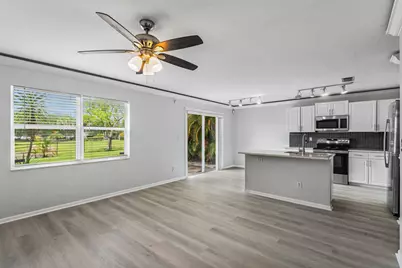 3260 Commodore Court, West Palm Beach, FL 33411 - Photo 7
