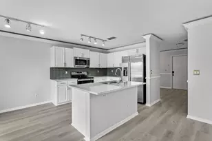 3260 Commodore Ct, West Palm Beach, FL 33411 - Photo 9