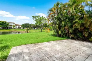 3260 Commodore Ct, West Palm Beach, FL 33411 - Photo 27