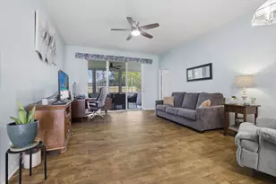 848 NW Sorrento Ln, Port Saint Lucie, FL 34986 - Photo 13