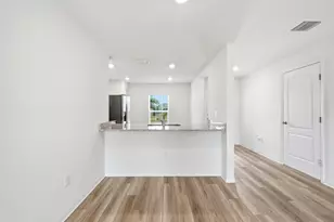 375 SW Dwight Ave, Port Saint Lucie, FL 34983 - Photo 11