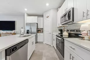 3905 SE Mentmore Ln, Stuart, FL 34997 - Photo 9