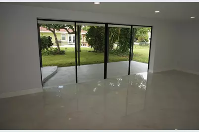 1513 39th Street, West Palm Beach, FL 33407 - Photo 5