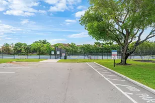 9297 Laurel Green Dr, Boynton Beach, FL 33437 - Photo 39