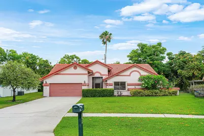 9297 Laurel Green Drive, Boynton Beach, FL 33437 - Photo 3