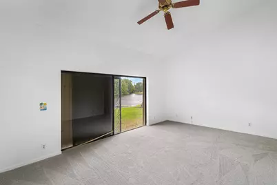9297 Laurel Green Drive, Boynton Beach, FL 33437 - Photo 17
