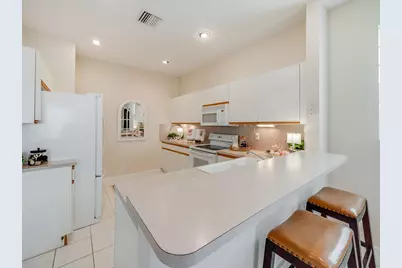 8540 Cypress Glen Court, Lake Worth, FL 33467 - Photo 9