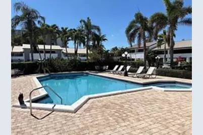 3900 NE 18th Avenue #40h, Oakland Park, FL 33334 - Photo 3