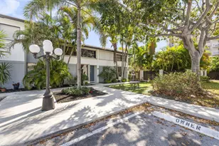 3900 NE 18th Ave, Oakland Park, FL 33334 - Photo 23