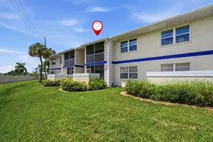 1530 SE Royal Green Cir, Port Saint Lucie, FL 34952 - Photo 29