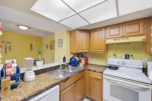 1530 SE Royal Green Cir, Port Saint Lucie, FL 34952 - Photo 25