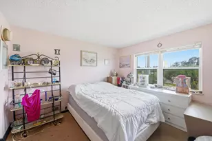 1530 SE Royal Green Cir, Port Saint Lucie, FL 34952 - Photo 11