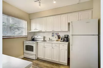 741 Bayshore Drive #32n, Fort Lauderdale, FL 33304 - Photo 7
