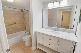 7801 Ashmont Cir, Tamarac, FL 33321 - Photo 13