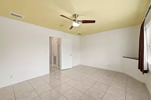 2881 NE 32nd St, Fort Lauderdale, FL 33306 - Photo 11