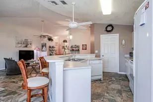 1360 10th Manor, Vero Beach, FL 32960 - Photo 7