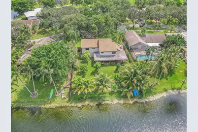 12003 Flicker Way, Hollywood, FL 33026 - Photo 43