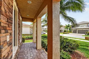 8853 Sandy Crk Wy, Lake Worth, FL 33467 - Photo 3