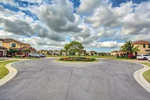8853 Sandy Crk Wy, Lake Worth, FL 33467 - Photo 25