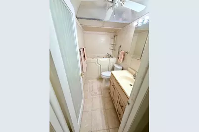 133 N Pompano Beach Boulevard #709, Pompano Beach, FL 33062 - Photo 13