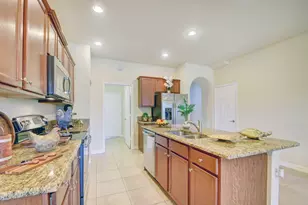 10385 Wellington Parc Dr, Wellington, FL 33449 - Photo 3