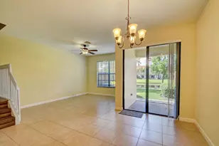 10385 Wellington Parc Dr, Wellington, FL 33449 - Photo 11