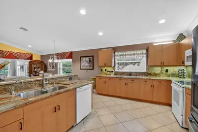 6544 Via Primo Street, Lake Worth, FL 33467 - Photo 9