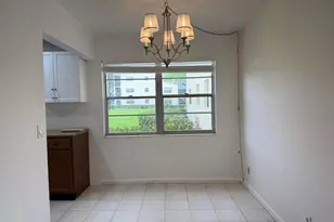 52 Dorset Dr, Boca Raton, FL 33434 - Photo 17
