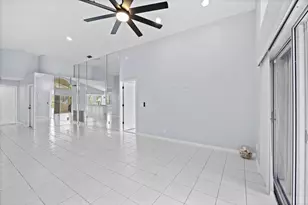 119 Hammocks Ct, Greenacres, FL 33413 - Photo 11
