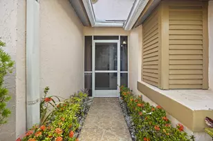119 Hammocks Ct, Greenacres, FL 33413 - Photo 5