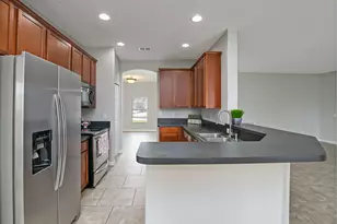 232 SW Aldoro Pl, Port Saint Lucie, FL 34953 - Photo 11