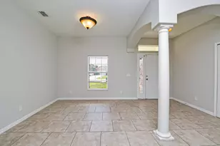 232 SW Aldoro Pl, Port Saint Lucie, FL 34953 - Photo 5