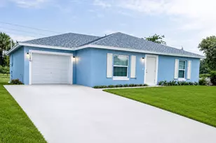 1086 SW Eureka Ave, Port Saint Lucie, FL 34953 - Photo 1