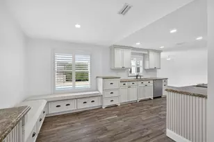 8443 Elaine Dr, Boynton Beach, FL 33472 - Photo 9
