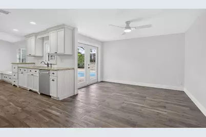 8443 Elaine Drive, Boynton Beach, FL 33472 - Photo 15
