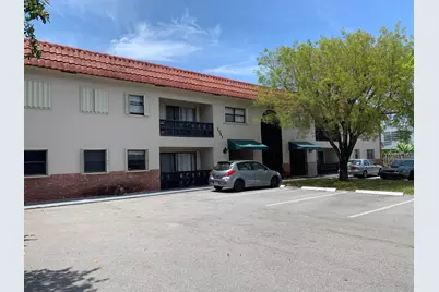 1721 NW 15th Vista, Boca Raton, FL 33432 - Photo 3