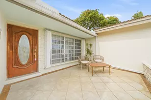 5501 Monroe St, Hollywood, FL 33021 - Photo 3