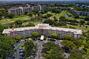 3900 Oaks Clubhouse Dr, Pompano Beach, FL 33069 - Photo 1