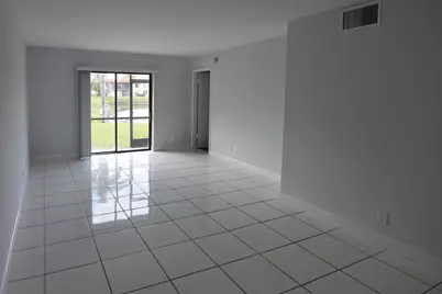 21895 Lake Forest Circle #102, Boca Raton, FL 33433 - Photo 5