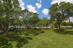7081 Environ Blvd, Lauderhill, FL 33319 - Photo 29