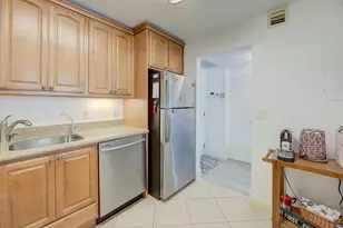 7081 Environ Blvd, Lauderhill, FL 33319 - Photo 17