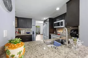 1461 SW 124th Ct, Miami, FL 33184 - Photo 9